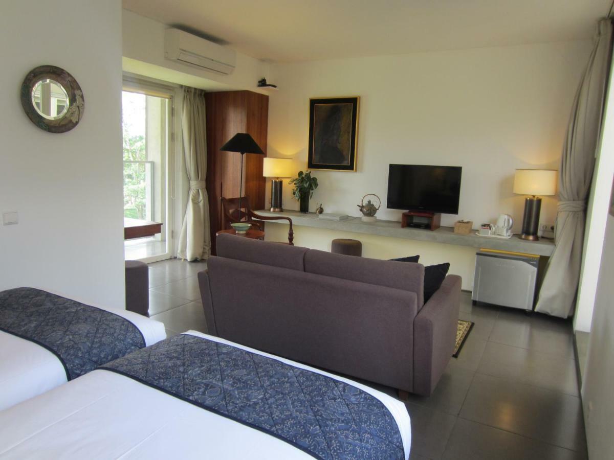 Bumi Semilir Art And Boutique Hotel Cihanjuang Екстериор снимка
